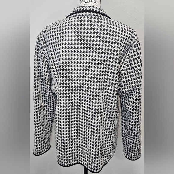 CHICO'S Women's Black & White Houndstooth Zip-Up Pocket Jacket Size 3/XL/16 - Picture 3 of 13